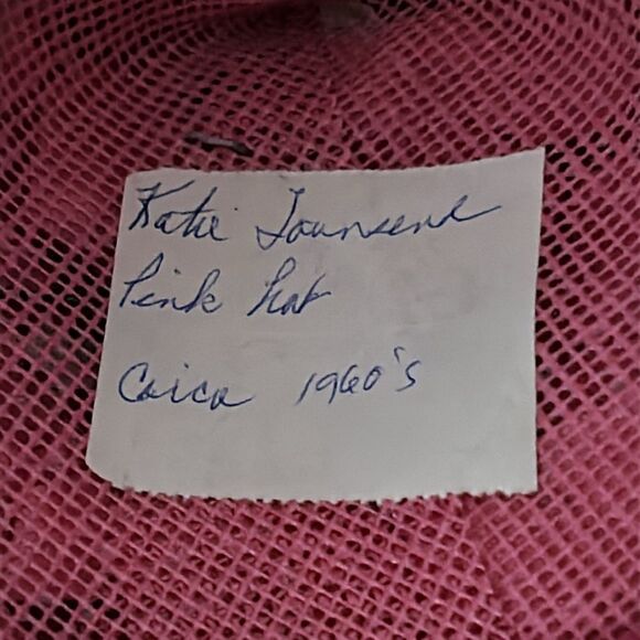 Vintage Red Floral Women's Hat - Picture 7 of 9